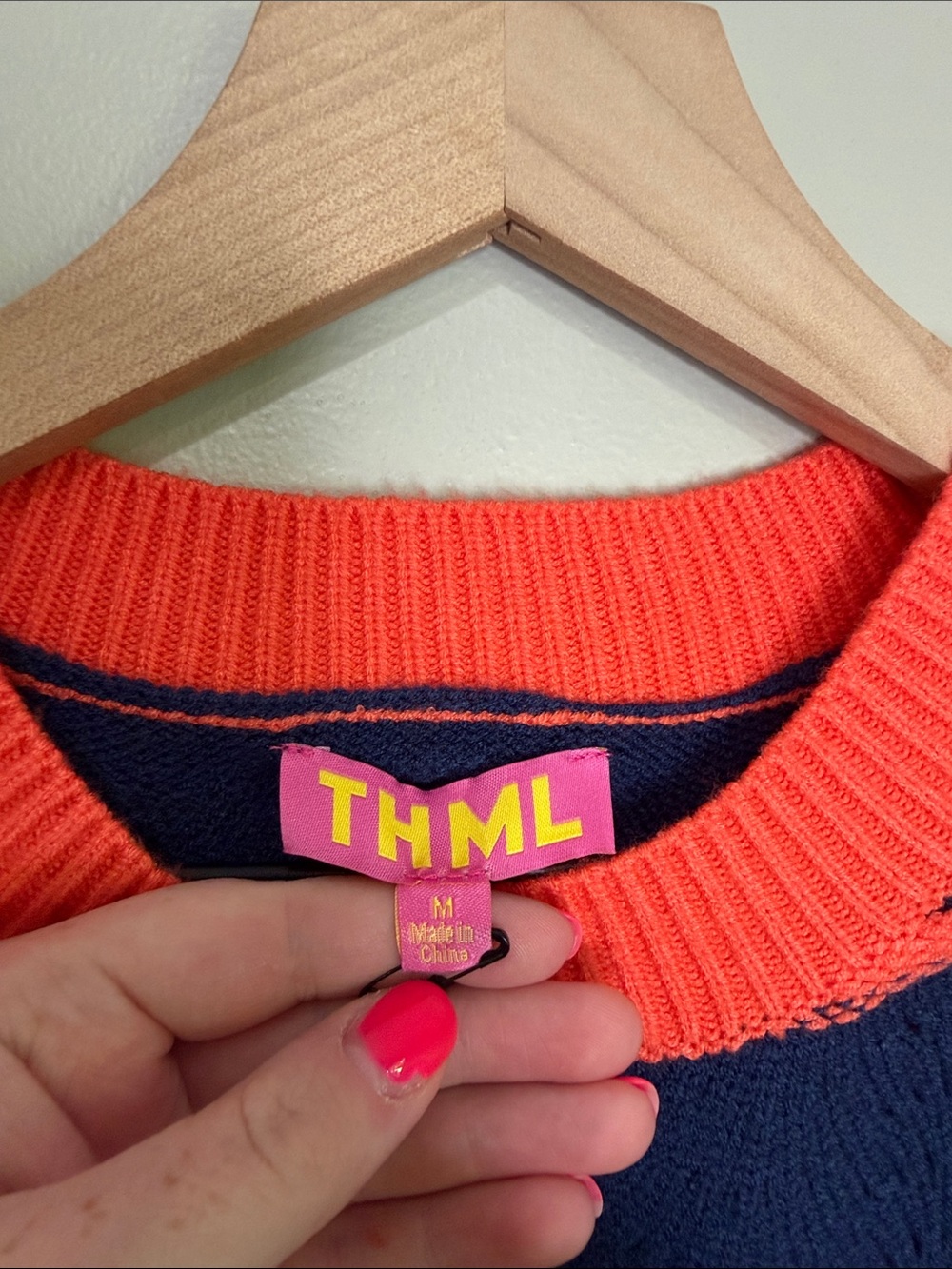 NWT THML Short Sleeve Pattern Knit Top Medium - Picture 6 of 7